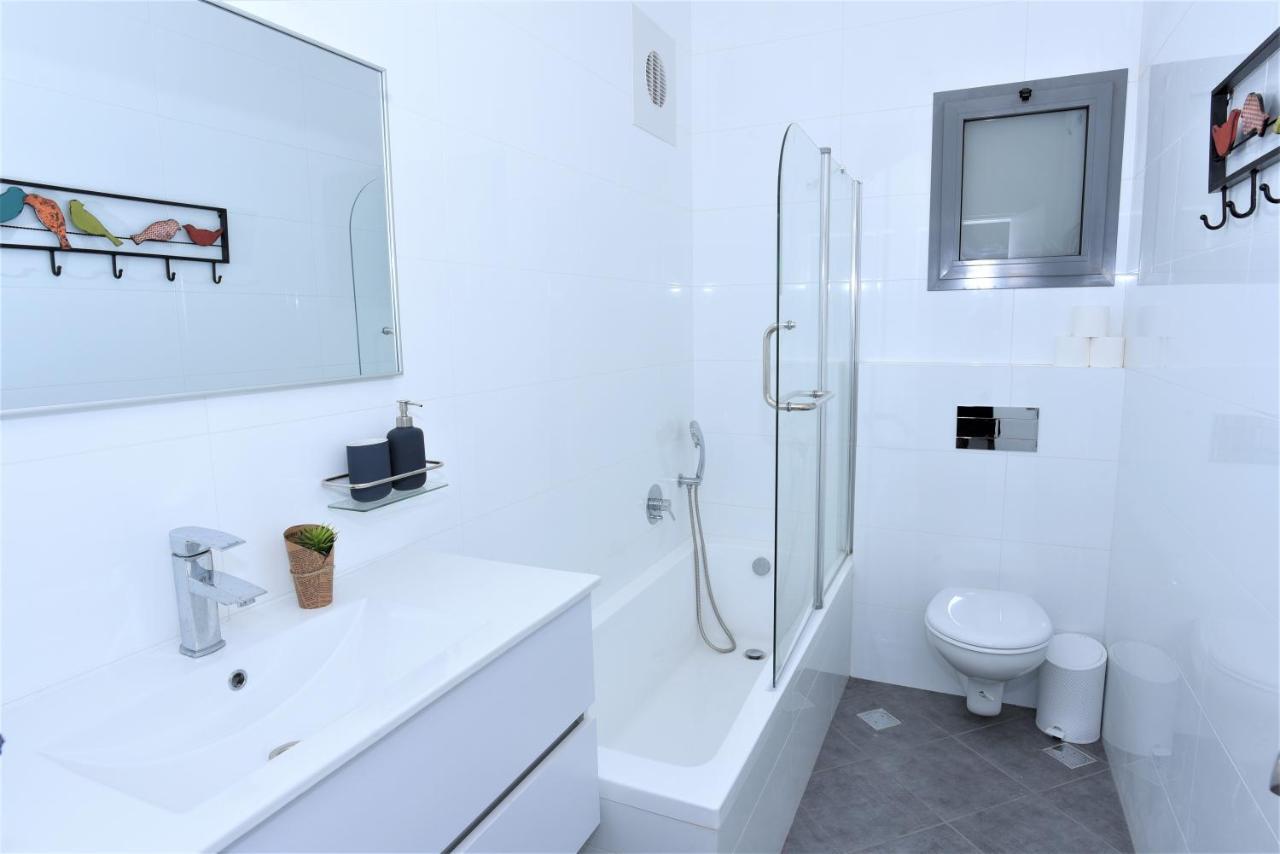 Aristone Luxury Apartment ทิเบเรียส ภายนอก รูปภาพ